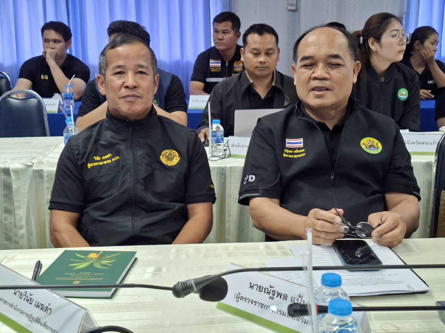 title - ส.ป.ก. ร่วมติดตามรองนายกรัฐมนตรี และรัฐมนตรีว่าการกระทรวงเกษตรและสหกรณ์ (ร้อยเอก ธรรมนัส พรหมเผ่า)  ในการประชุมติดตามความคืบหน้า และรับฟังปัญหาเพื่อกำหนดแนวทางแก้ไขปัญหาโครงการโคบาลบูรพา